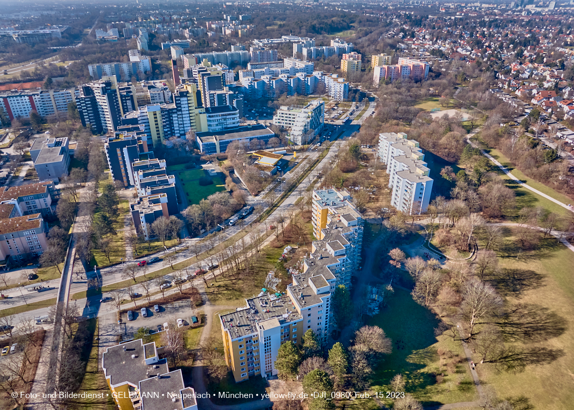 15.02.2023 - Marx-Zentrum und Wohnanlage Karl-Marx-Ring in Neuperlach